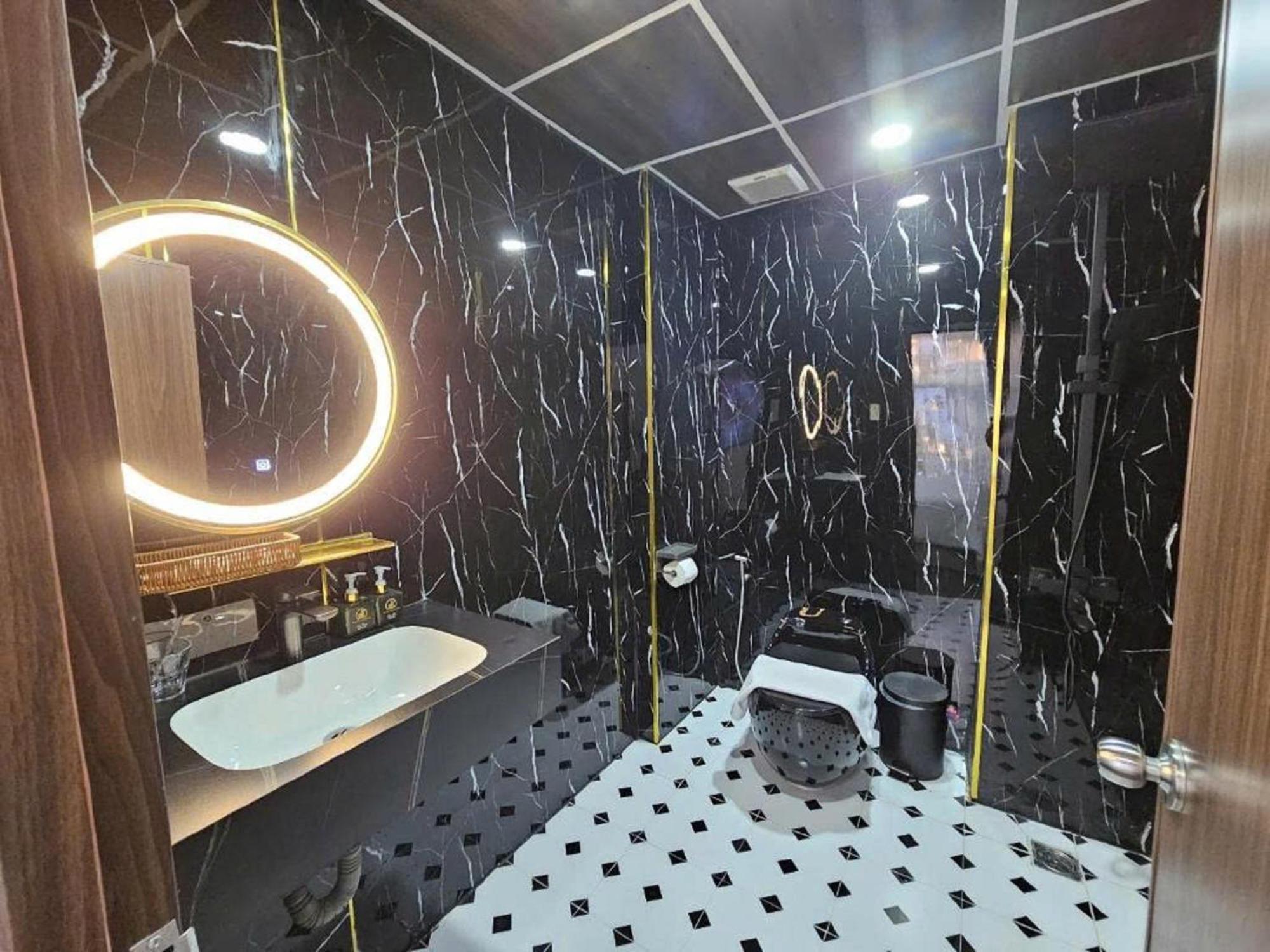 The Passion Suites Hotel & Spa Хошимин Экстерьер фото